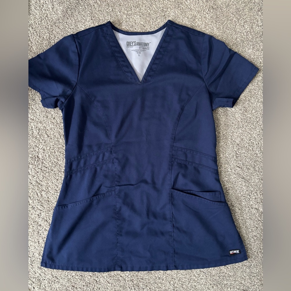 Greys Anatomy Scrub Top small